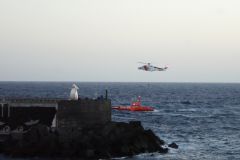 Rettungsübung vor dem Hafen