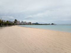 Honolulu leerer Strand